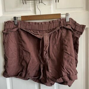 Aerie Women's Cargo Shorts in Brown